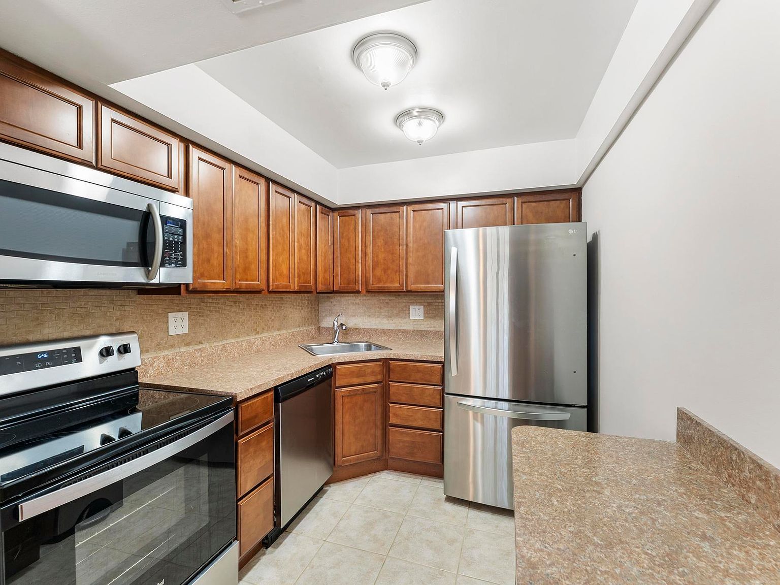 2600 S Kanner Hwy APT Y11 Stuart, FL 34994  | Condominium