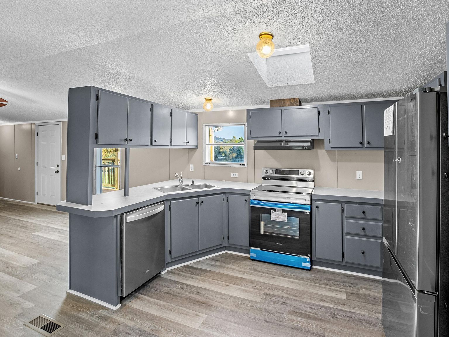 2420 Locust Grove Ct Morristown, TN 37814 | New build