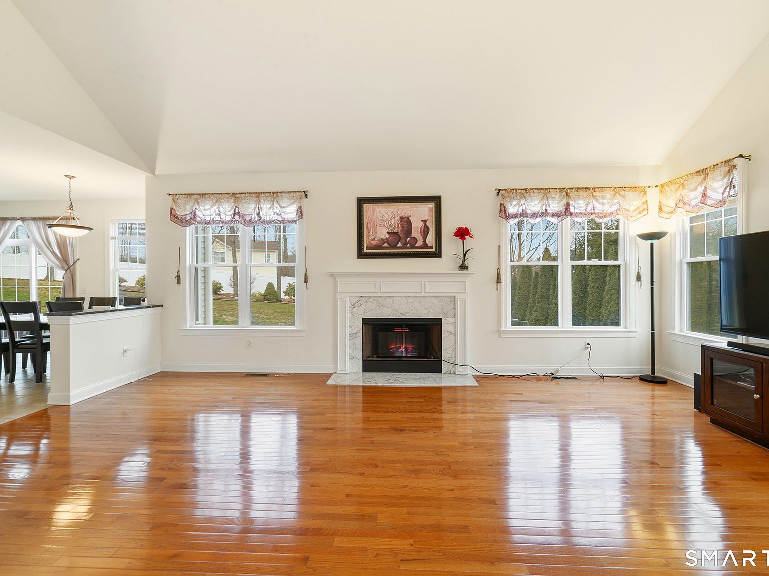 12 Red Oak Ln Seymour, CT 06483  | Single Family