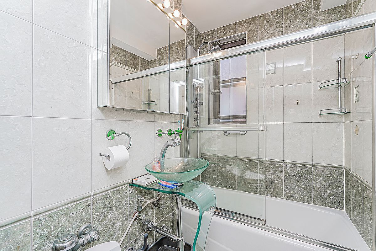 2140 Knapp St APT 4D Brooklyn, NY 11229  | Condominium