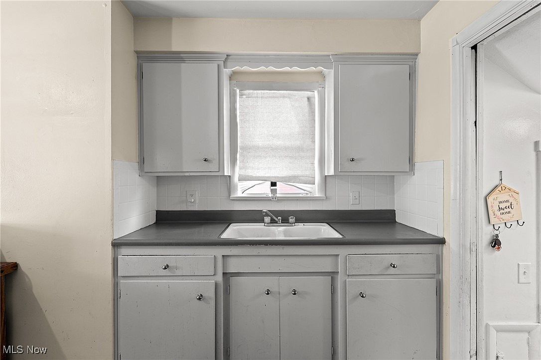 3817 Woodbridge Ave Cleveland, OH 44109  | Single Family