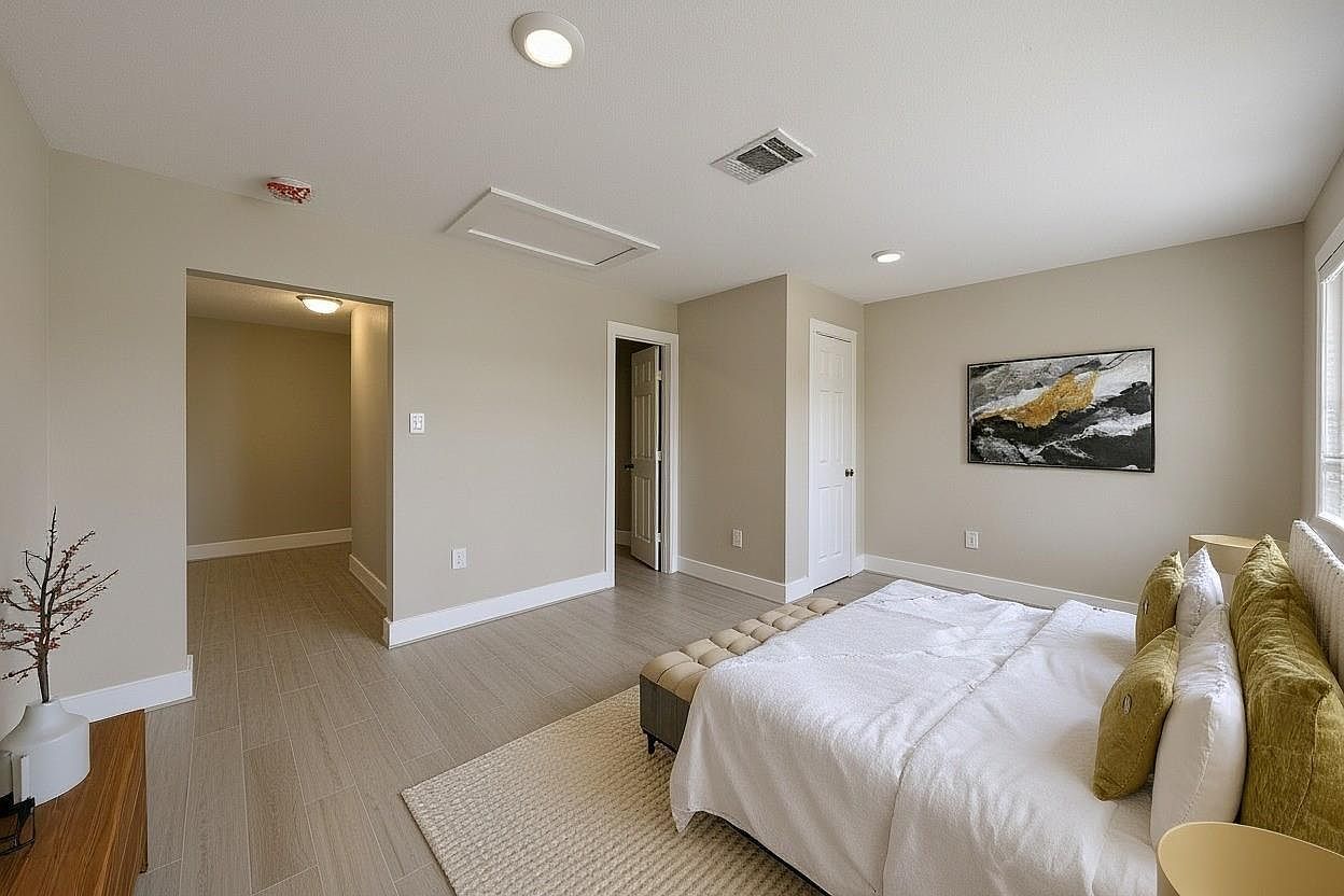 8302 Tavenor Ln Houston, TX 77075  | Single Family