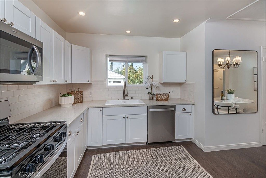 625 N Naomi St Burbank, CA 91505  | Single Family