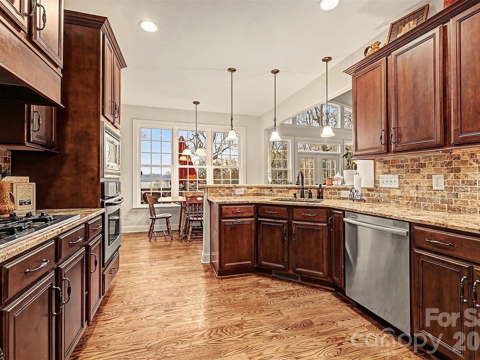 1086 Palmyra Dr Tega Cay, SC 29708 | Single Family