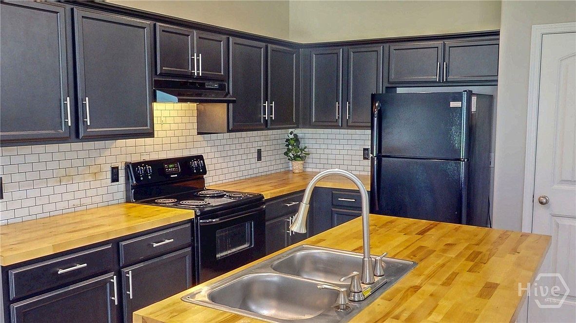 8 Brown Thrasher Ct Port Wentworth, GA 31407  | New build