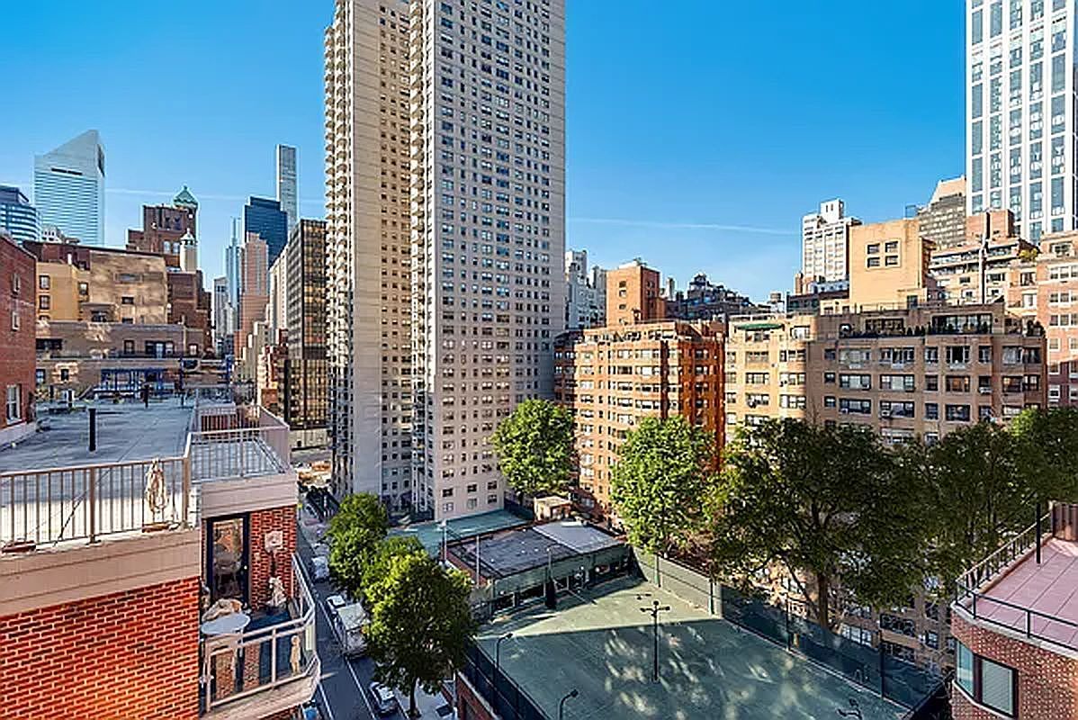 50 Sutton Pl S APT 8H New York, NY 10022 | Condominium