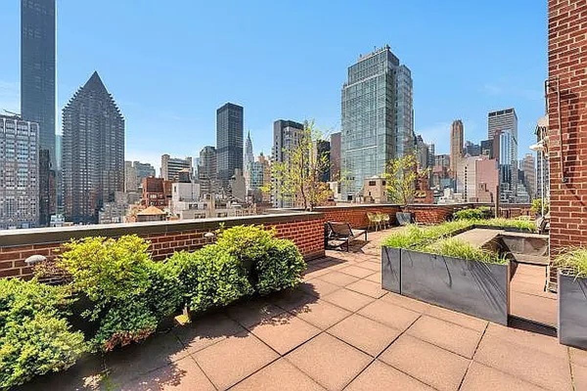 345 E 52nd St APT 12F Manhattan, NY 10022 | Condominium