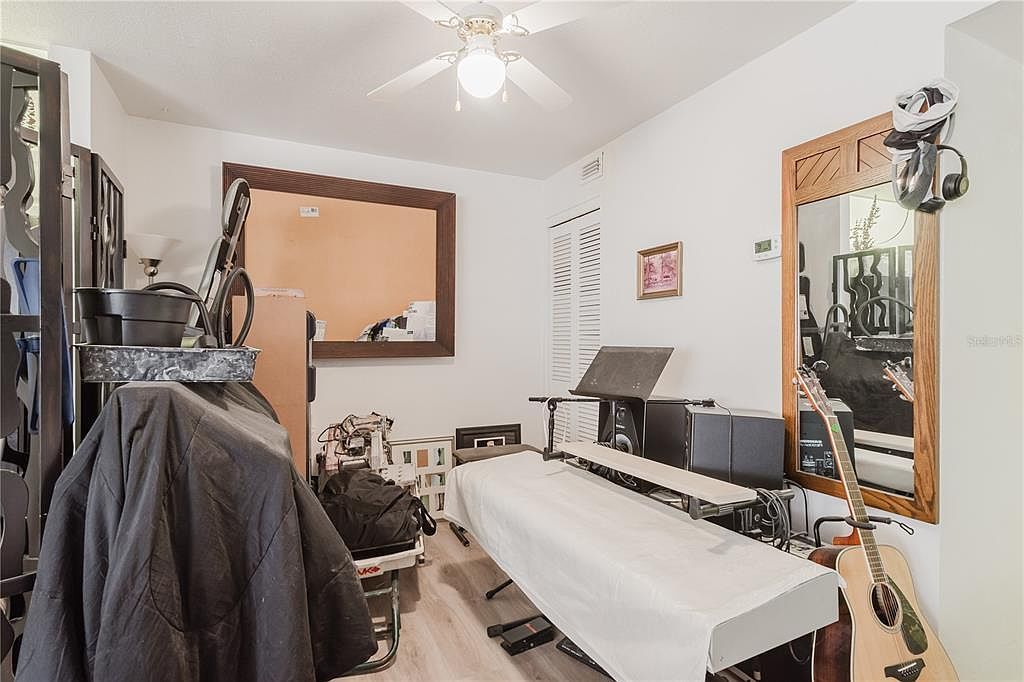 8950 Park Blvd APT 702 Seminole, FL 33777  | Condominium