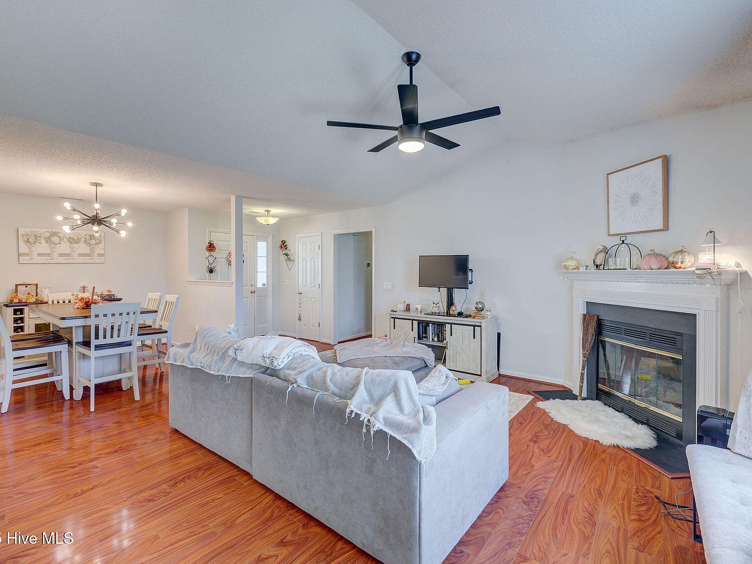 413 Point View Ct Wilmington, NC 28411  | Single Family