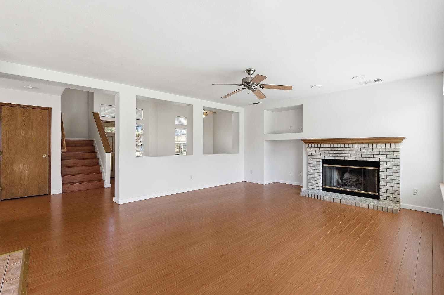 865 McKelvy Ave Clovis, CA 93611  | Single Family