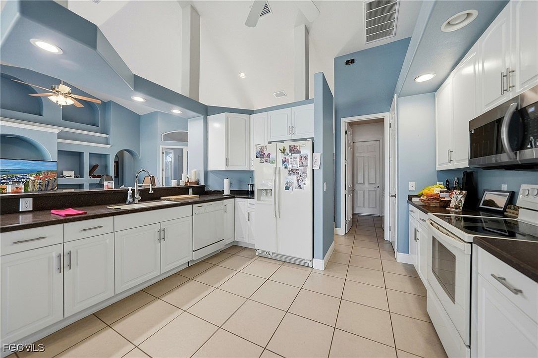 1819 SW 47th St Cape Coral, FL 33914  | Single Family