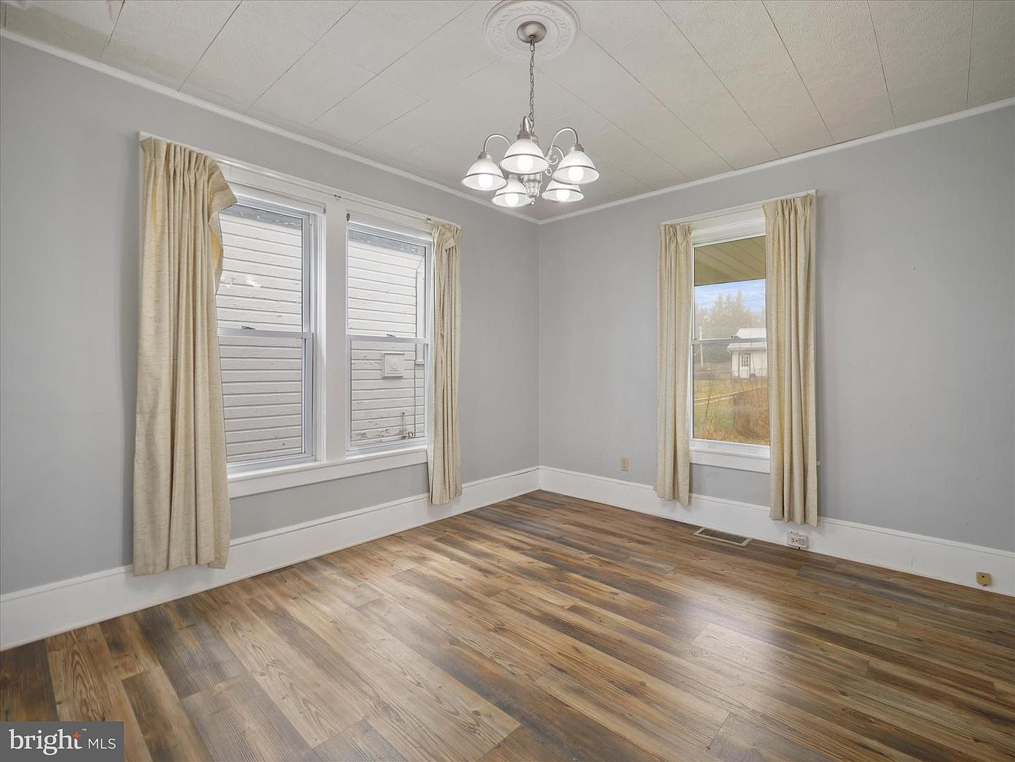 452 S 4th St Chambersburg, PA 17201 | Single Family