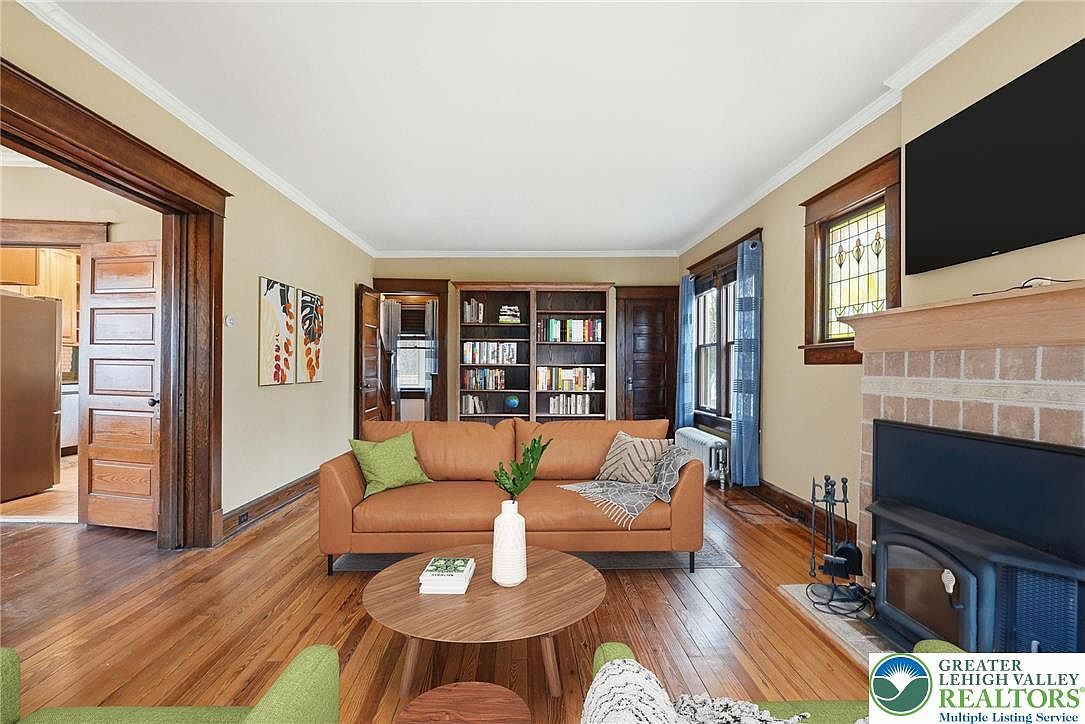 802 Poplar St Clarks Summit, PA 18411 | Single Family