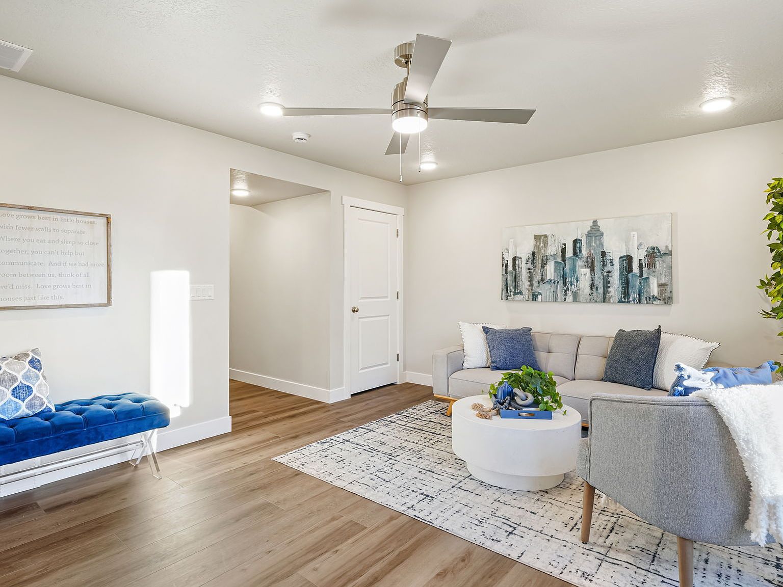 949 N 215 W Santaquin, UT 84655  | New build