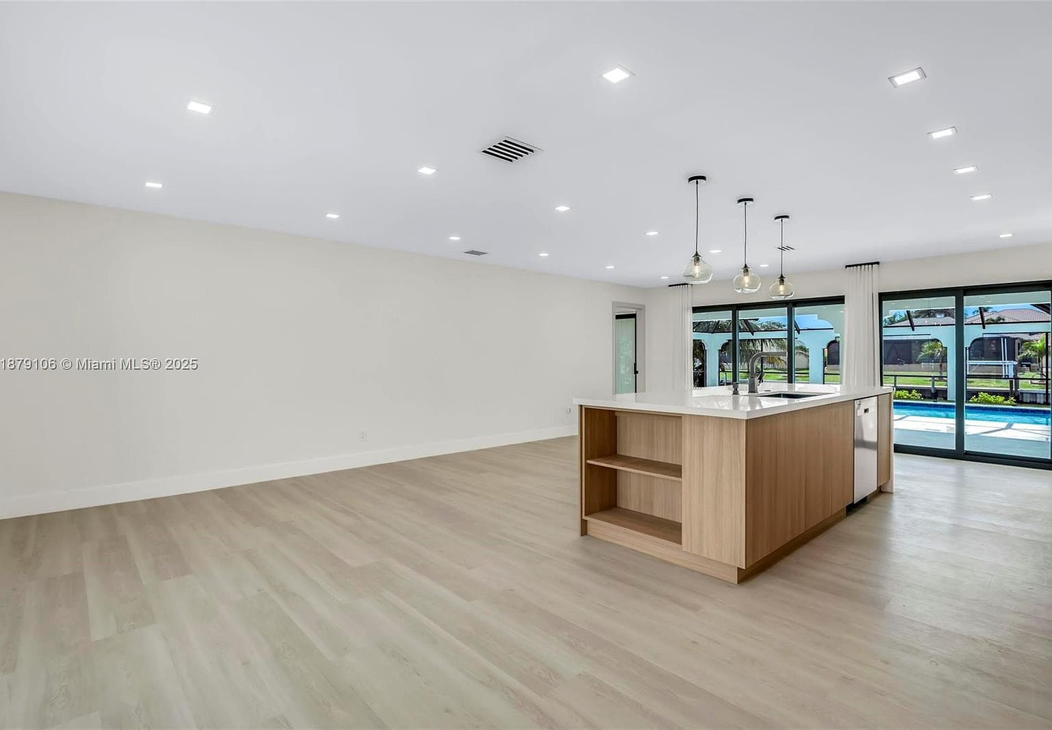 105 Sinclair St SE Pt Charlotte, FL 33952 | Single Family