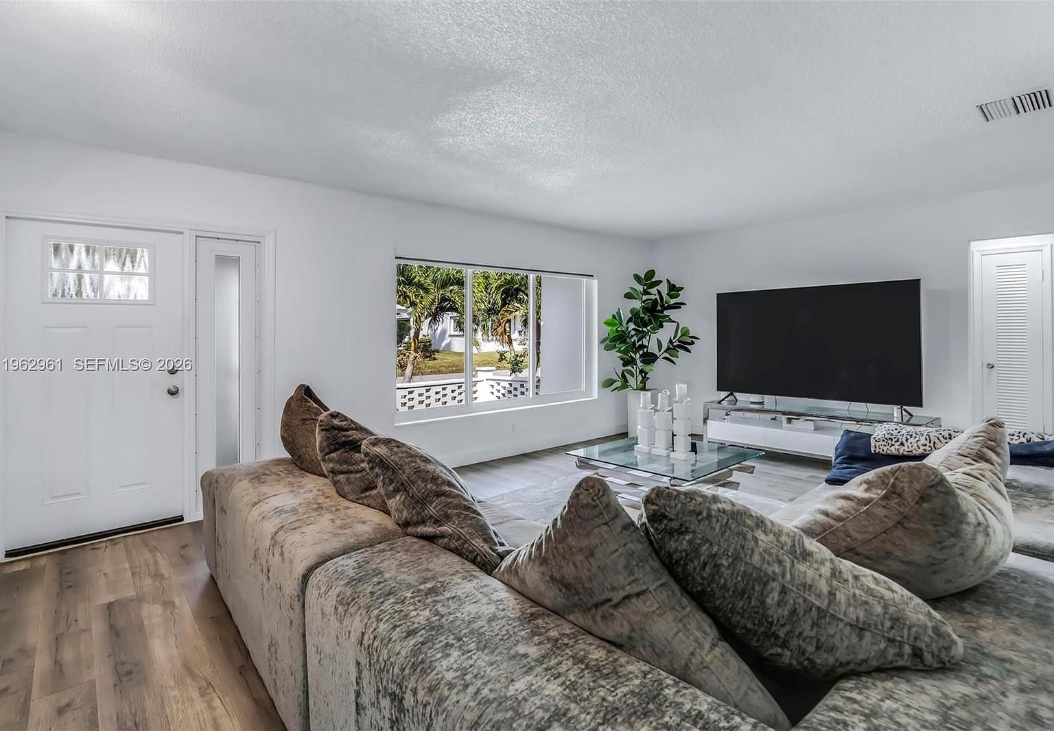 6810 NW 74th Pl Tamarac, FL 33321  | Single Family