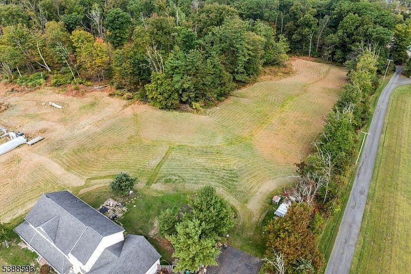 22 Biser Rd Flemington, NJ 08822  | Single Family