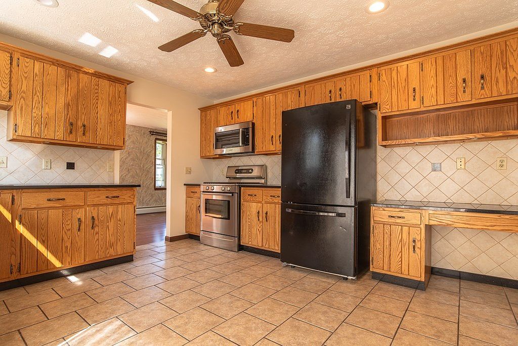 208 Corbett St Clarion, PA 16214 | Single Family