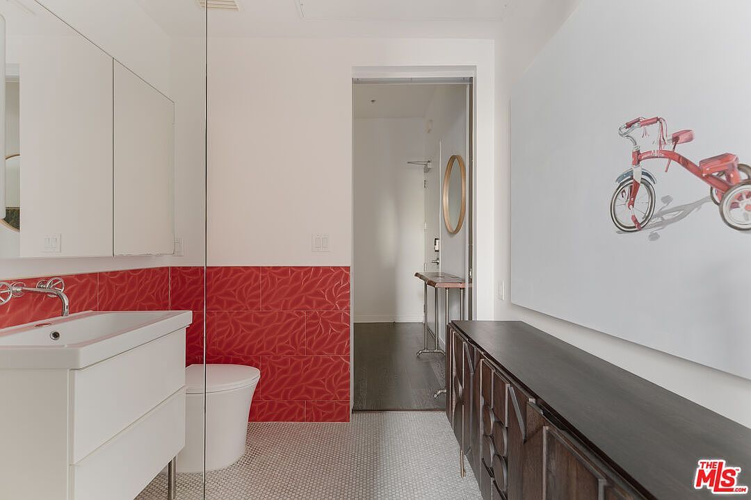 4080 Glencoe Ave UNIT 219 Marina Del Rey, CA 90292  | Condominium