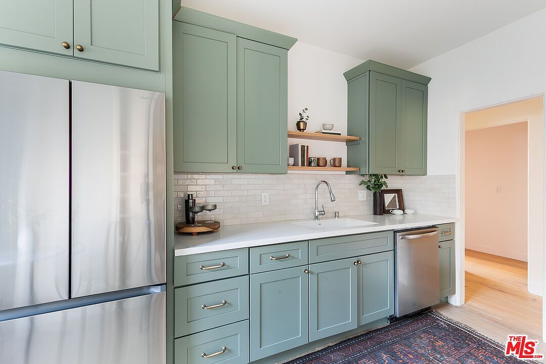 1568 S Hayworth Ave Los Angeles, CA 90035 | Condominium