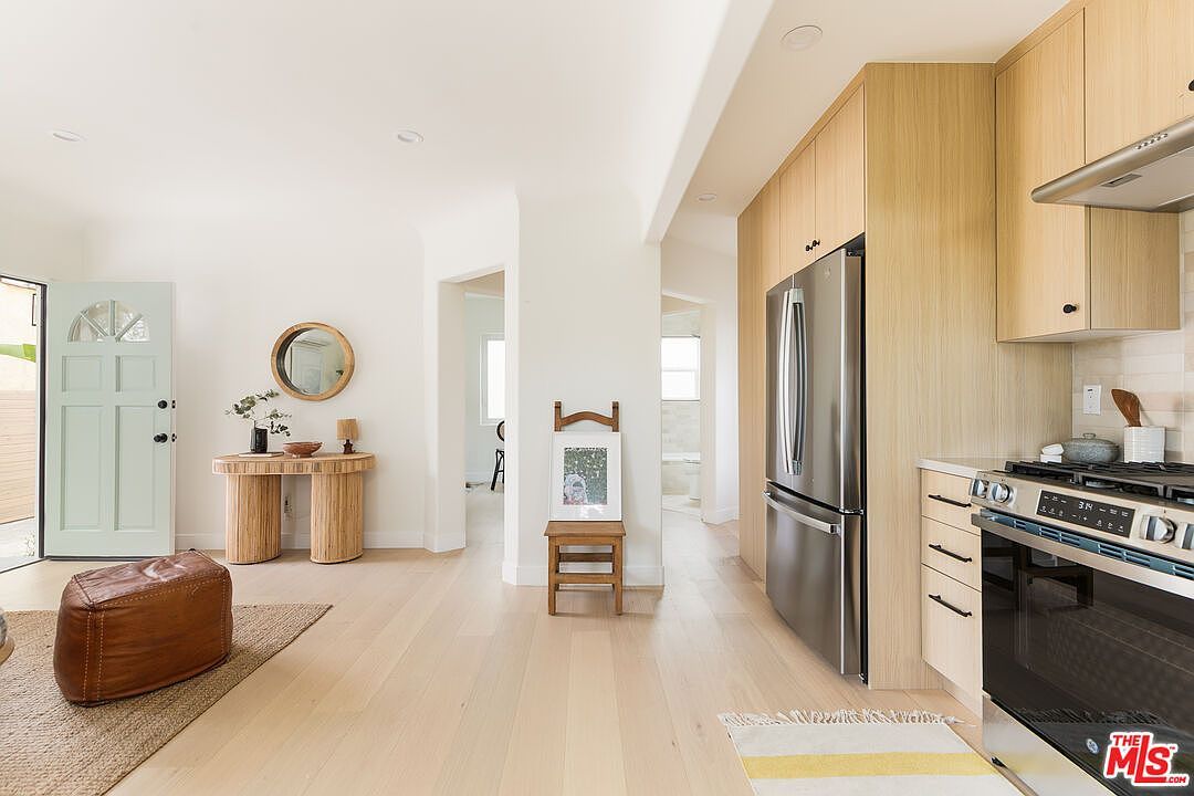 3150 Madera Ave Los Angeles, CA 90039 | Condominium