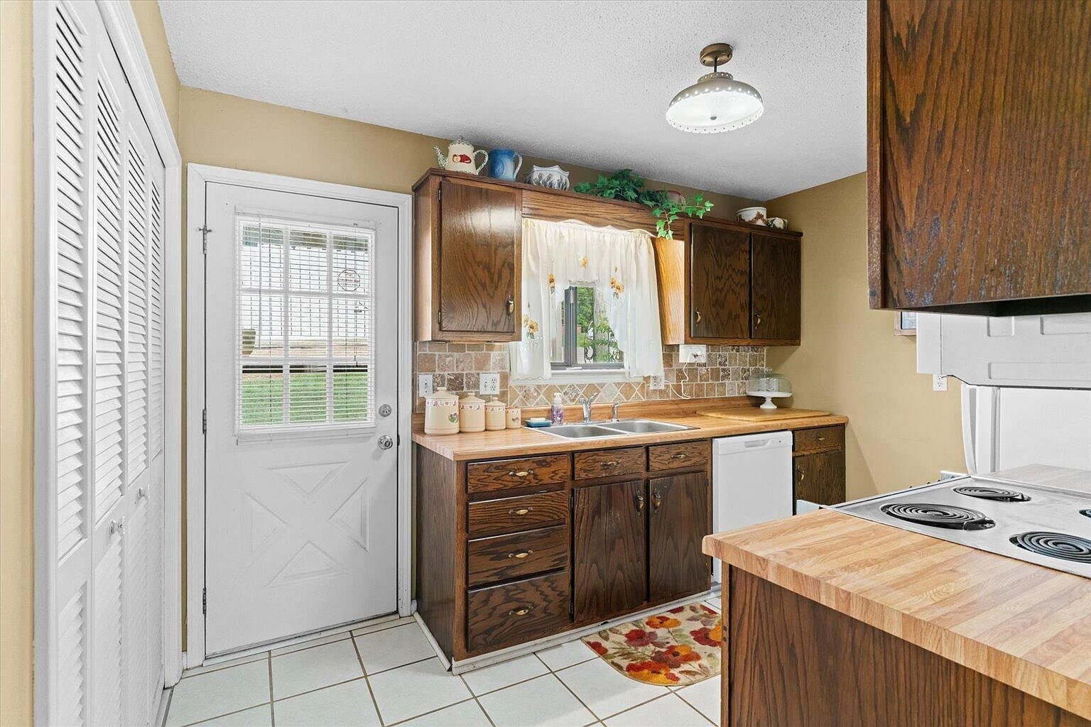 303 Crystal Pl APT 16 Dalton, GA 30720 | New build