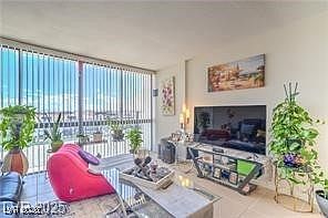 3930 University Center Dr APT 706 Paradise, NV 89119  | Condominium