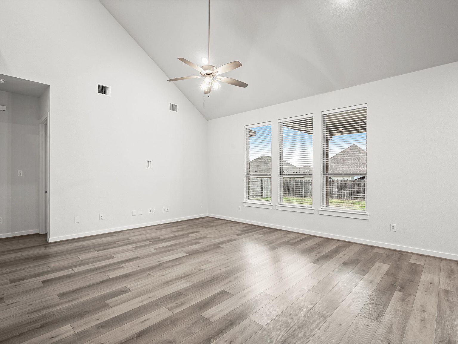 841 Spinnaker Loop Kyle, TX 78640 | Single Family