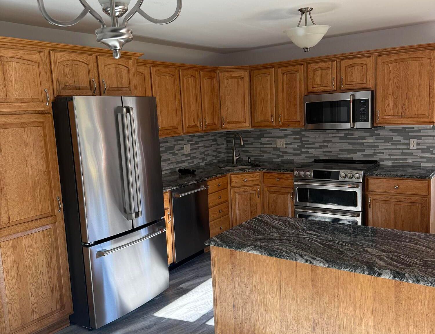 1410 Oakdale Ave Niles, MI 49120  | Single Family