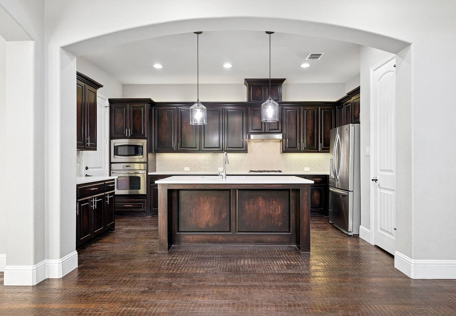 7040 Angelina Dr Irving, TX 75039  | Single Family