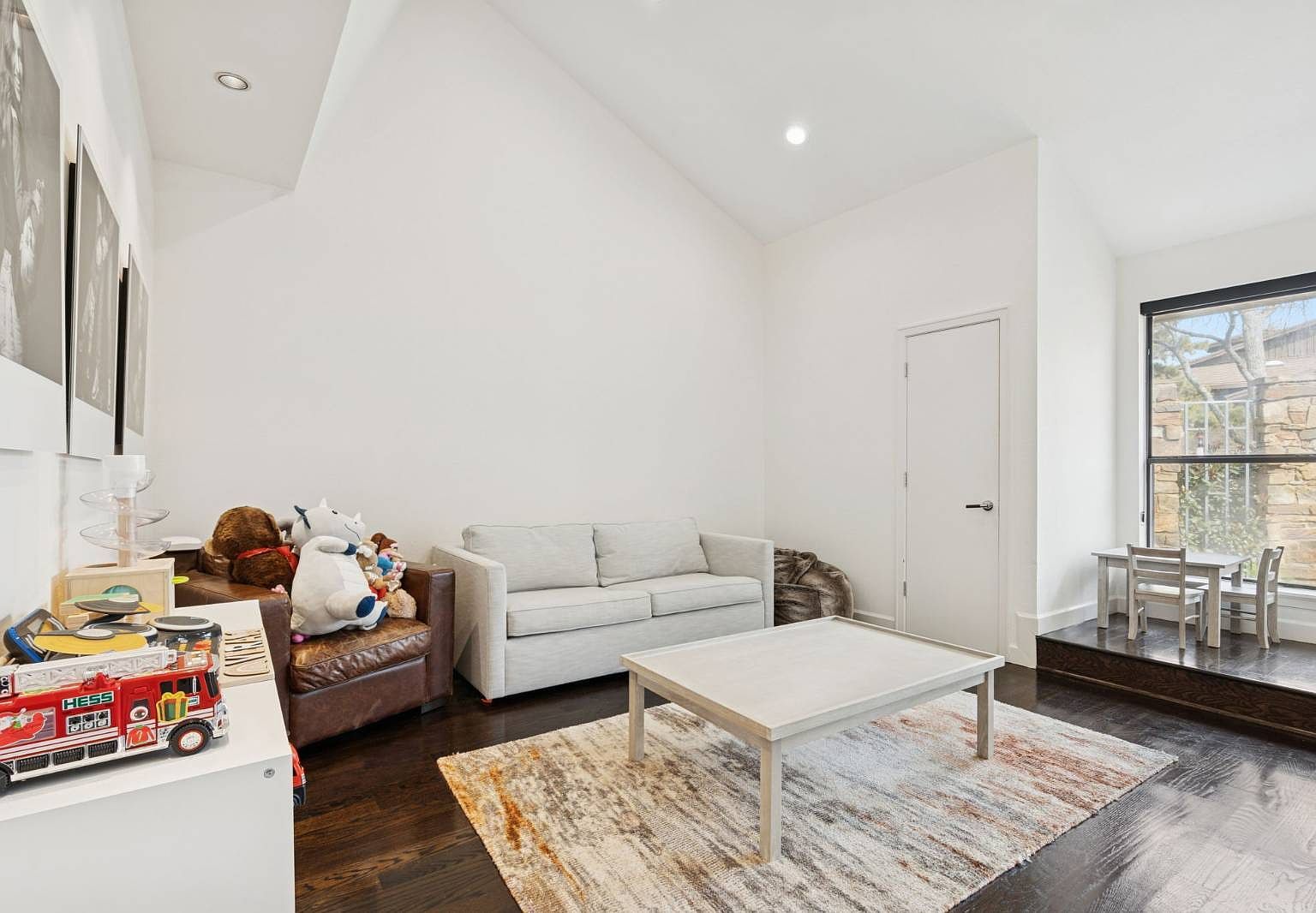 1117 Travis Cir S Irving, TX 75038  | Single Family