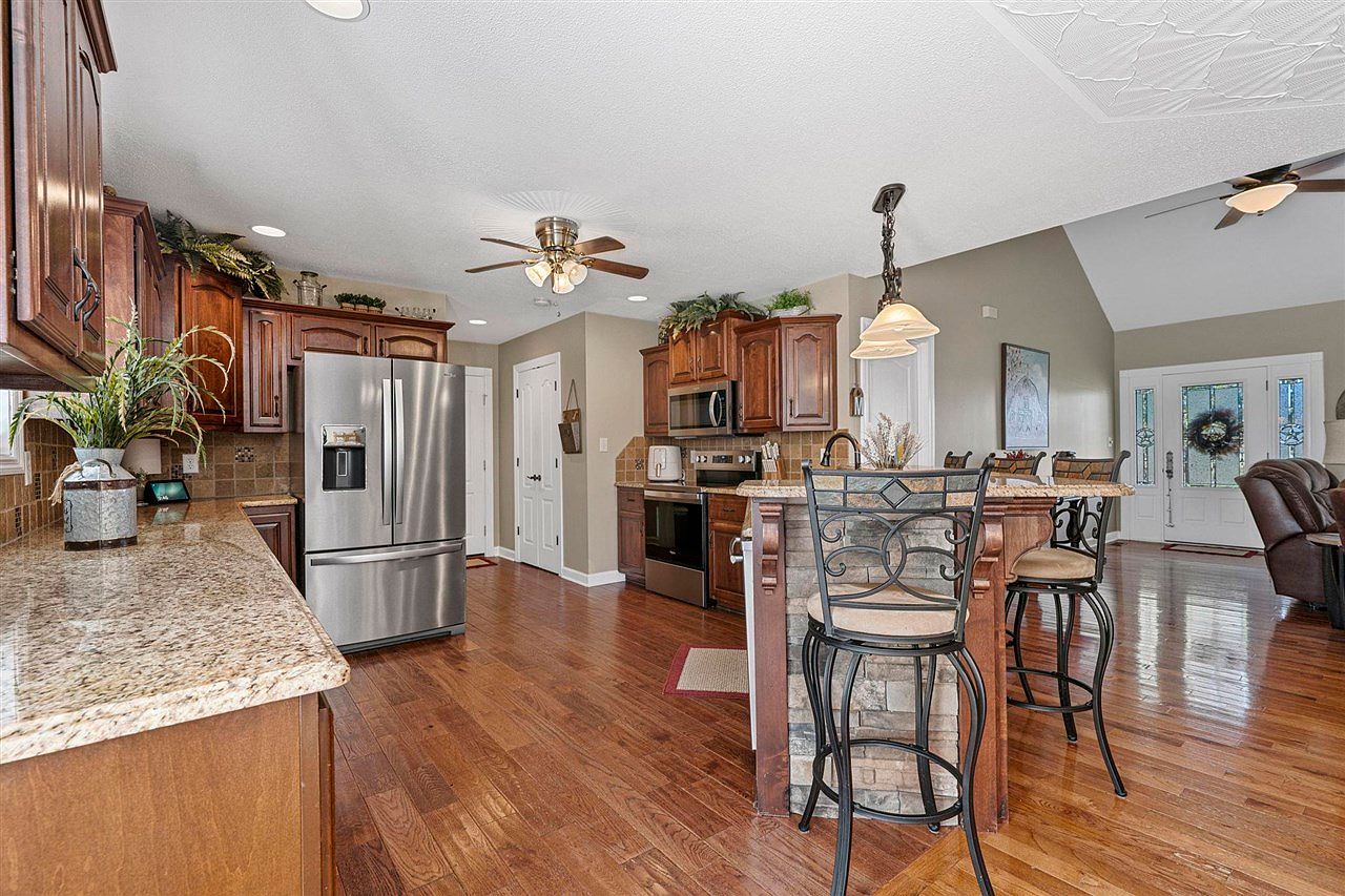 4990 Morgantown Rd Franklin, KY 42134  | Single Family