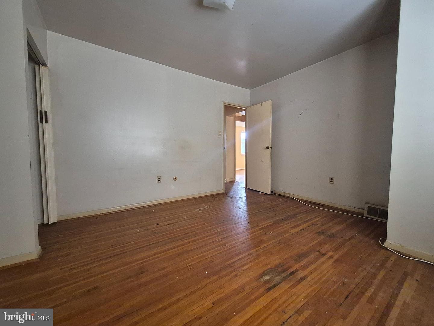 227 E Springer St Philadelphia, PA 19119  | New build