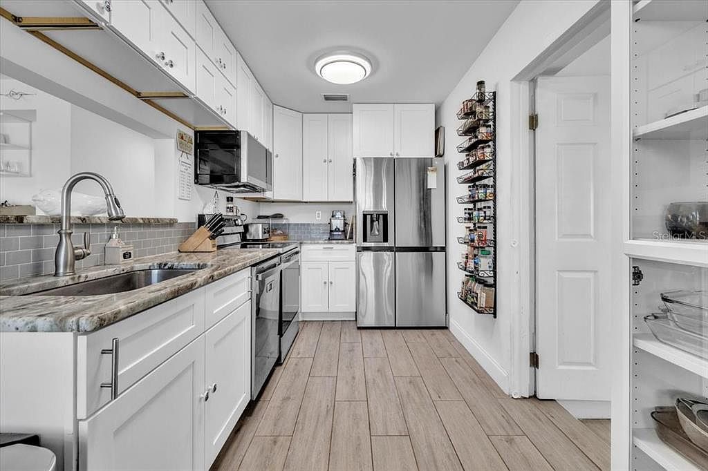 137 Poinsettia Cir NE Pt Charlotte, FL 33952  | Single Family