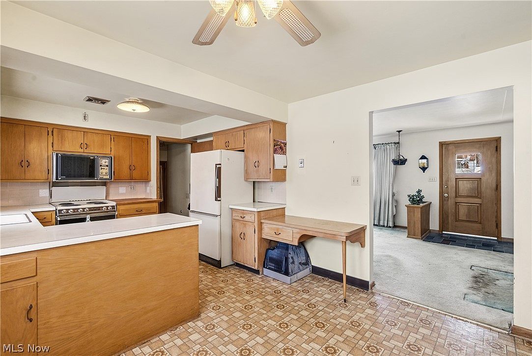 3847 Daytona Dr Youngstown, OH 44515 | Single Family