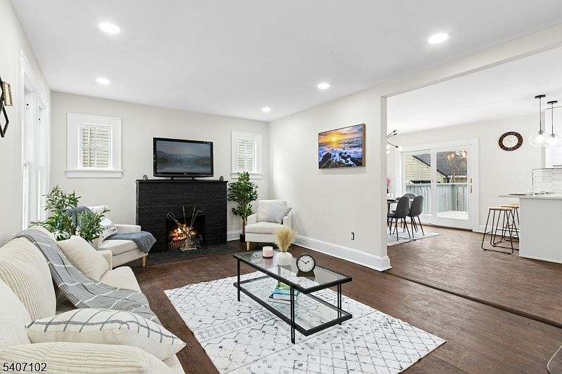 737 Bailey Ave Elizabeth, NJ 07208  | Single Family