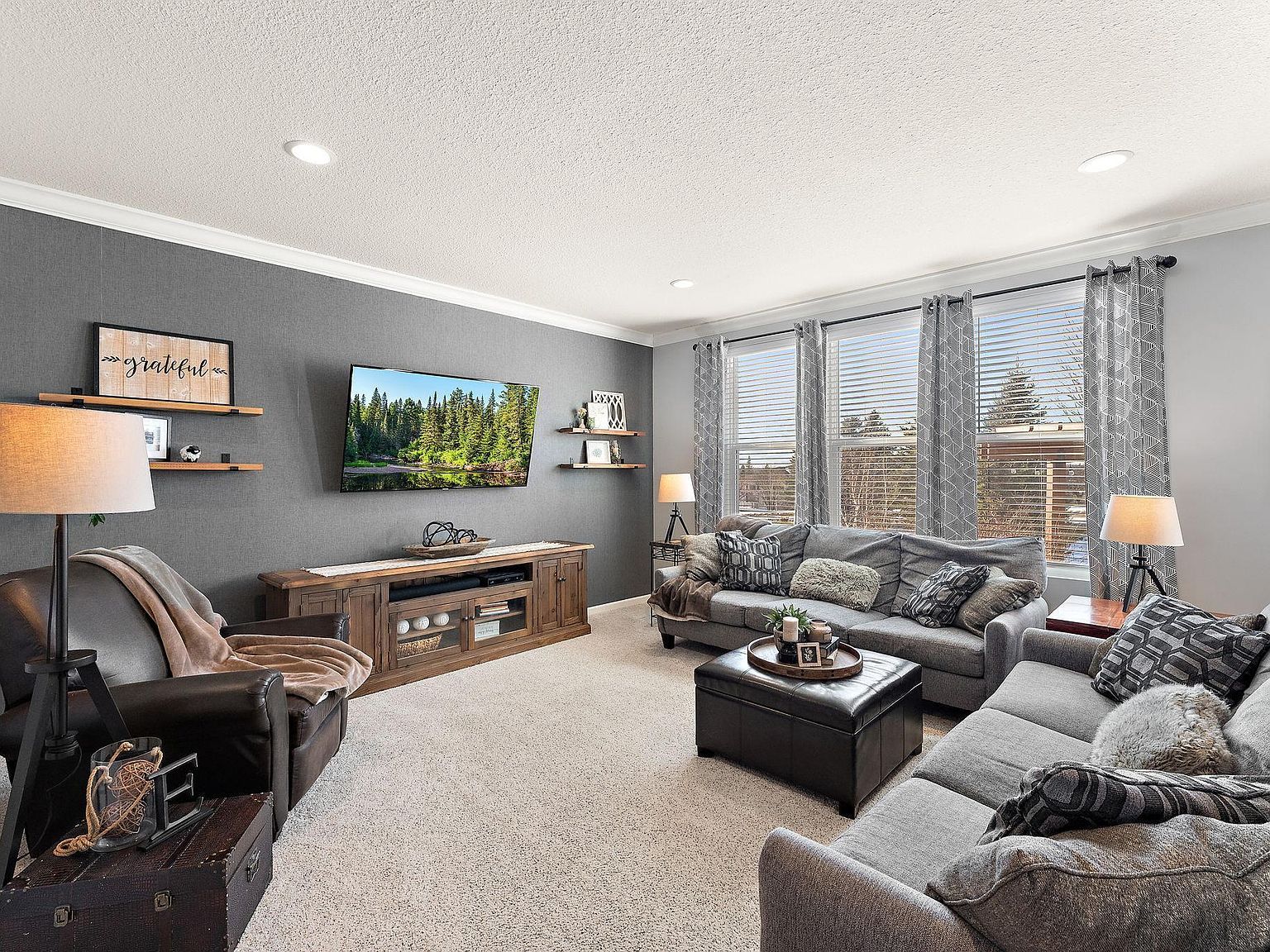 20511 Gunnison Dr Lakeville, MN 55044 | Single Family