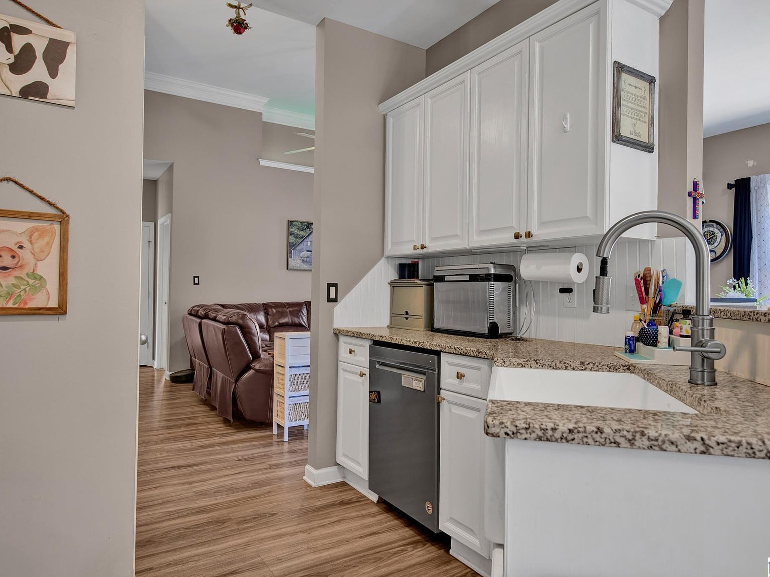 745 Forest Lakes Dr Sterrett, AL 35147 | Single Family