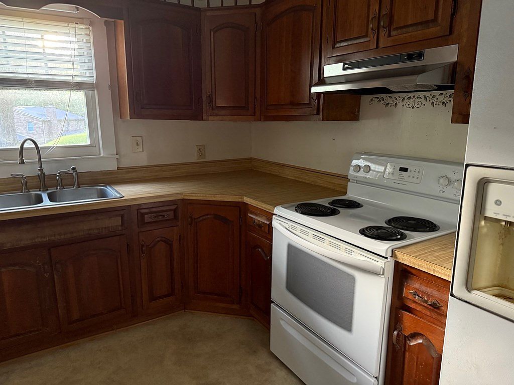 131 Jeffersonville St Tazewell, VA 24651 | Single Family