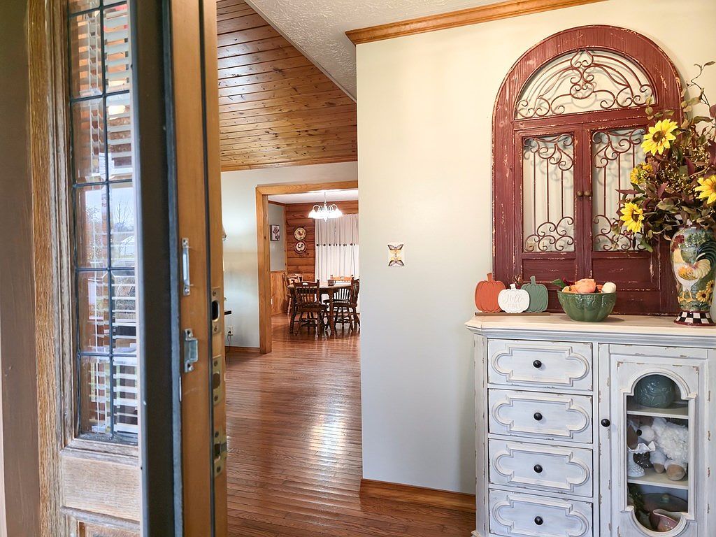 18466 Governor G C Peery Hwy Pounding Mill, VA 24637  | Single Family