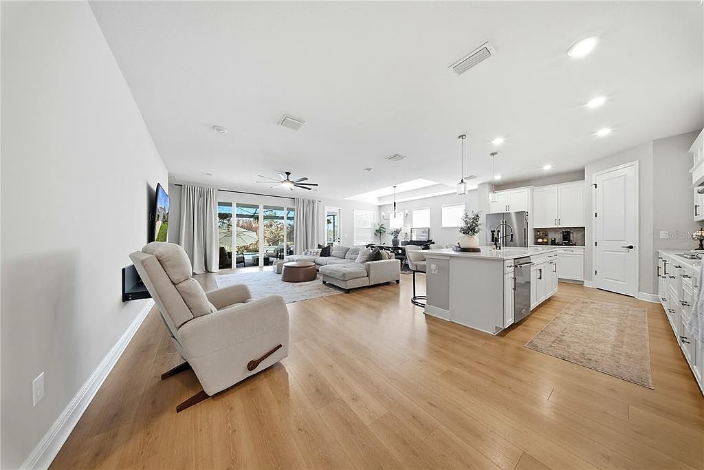 31605 Westbury Estates Ave Wesley Chapel, FL 33545 | Single Family