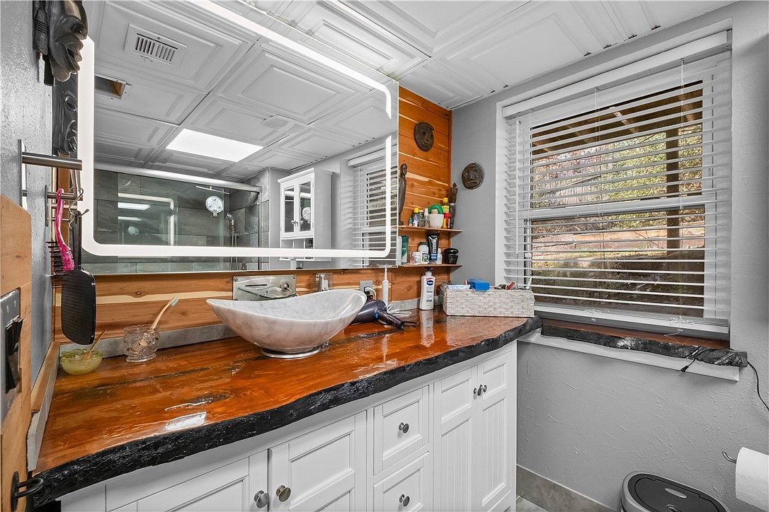 8097 Elm Ln Rogers, AR 72756 | Single Family