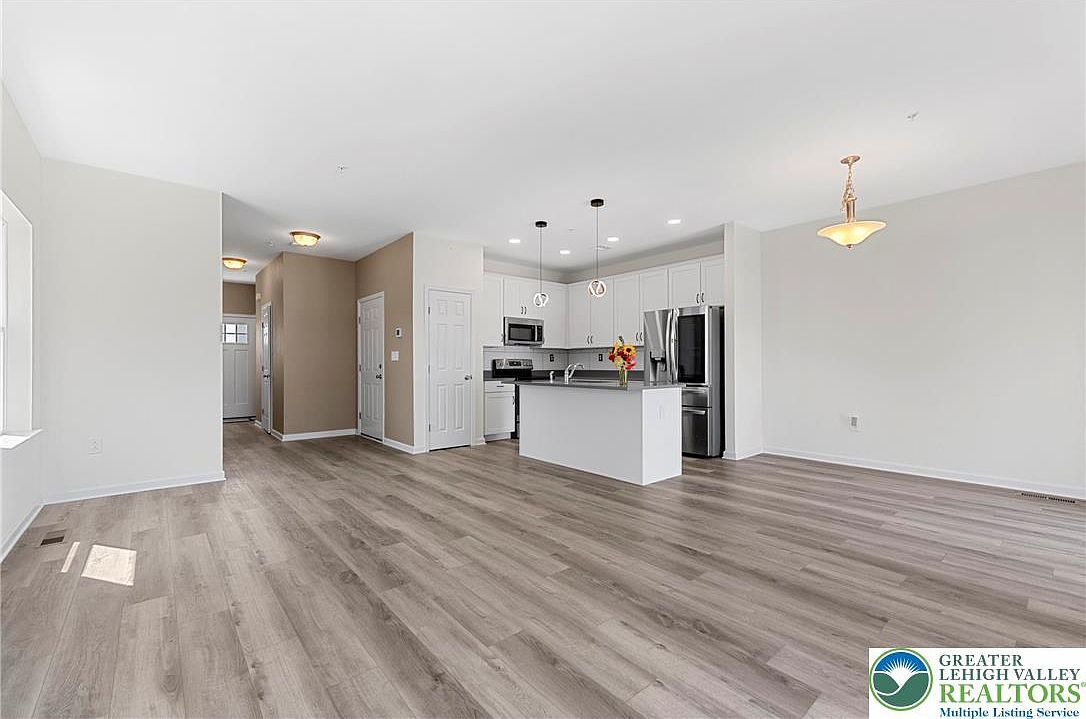 11 Timber Trl Easton, PA 18045  | New build