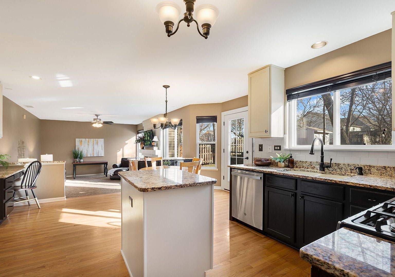 1310 Mayfair Ln Grayslake, IL 60030  | Single Family