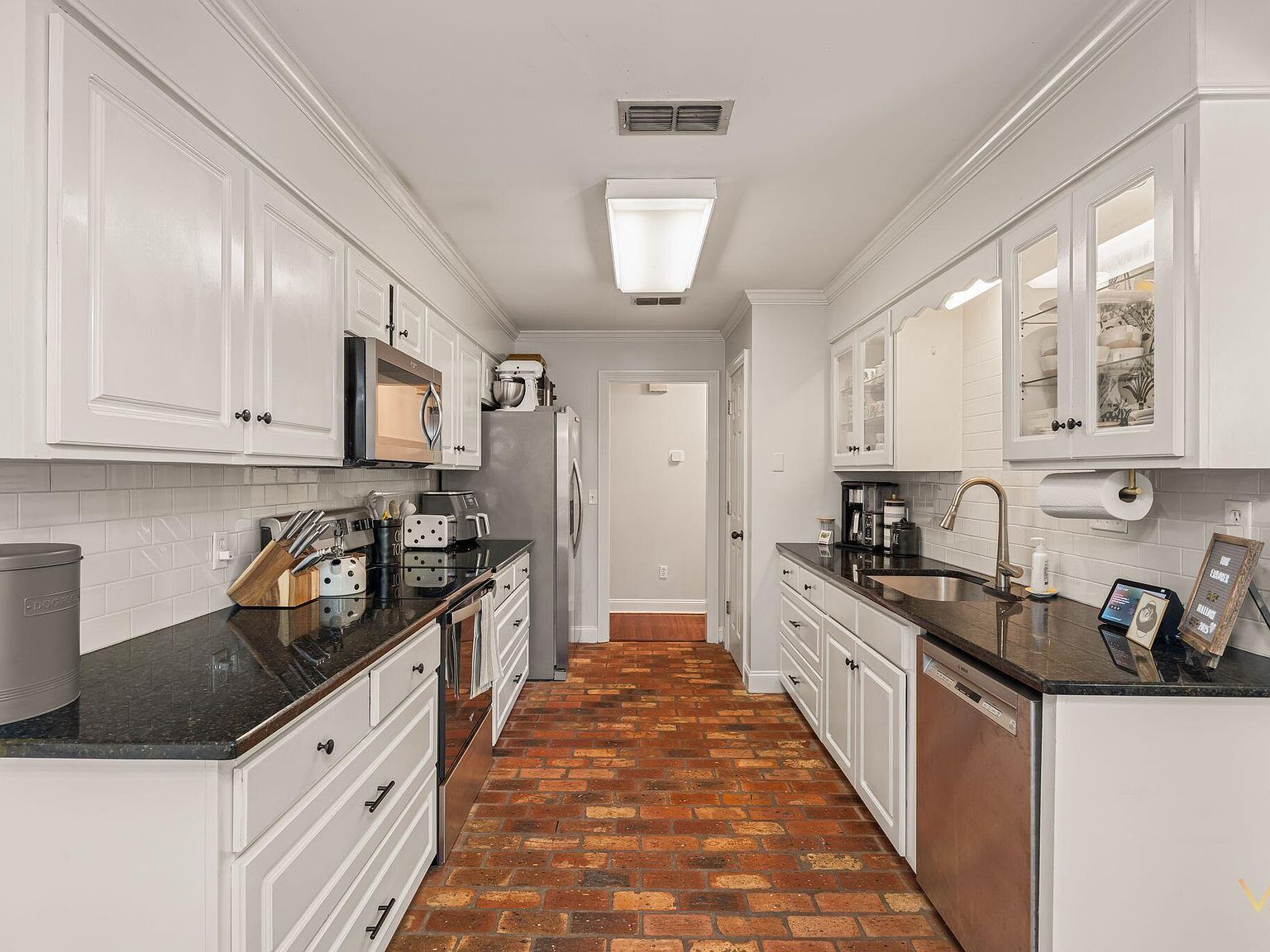 241 Somerset Dr Hattiesburg, MS 39402  | Single Family