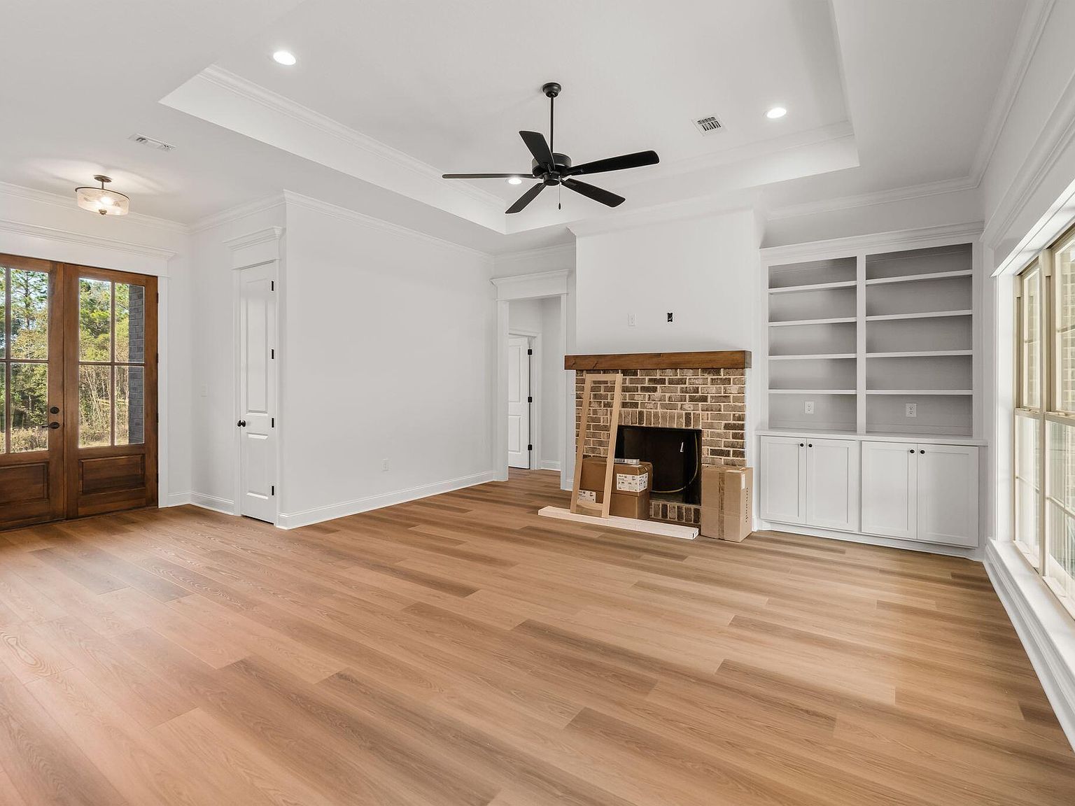 44 Sapphire Dr Purvis, MS 39475  | Single Family