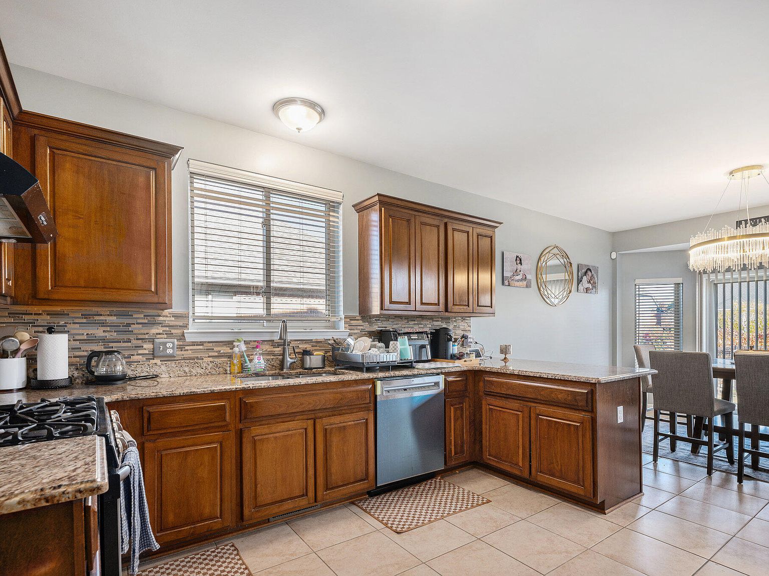 47376 Hidden Meadows Dr Macomb, MI 48044 | Single Family