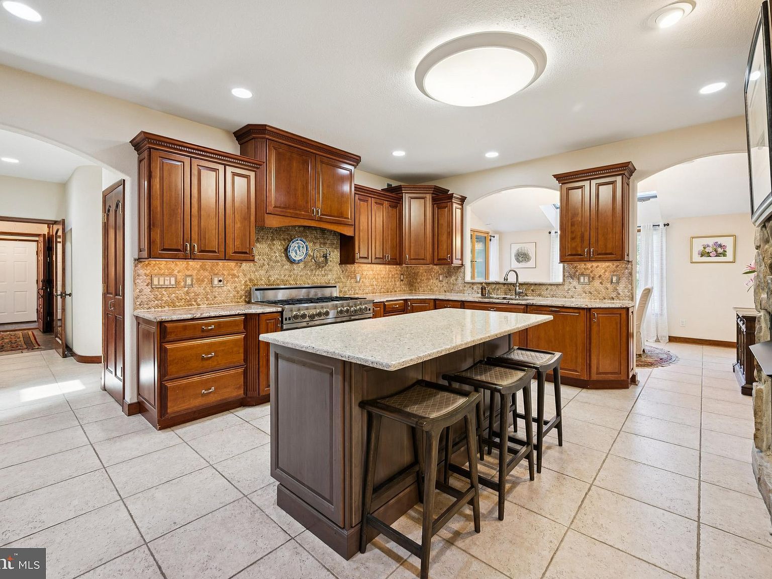 18 Lansbrook Ct Sewell, NJ 08080  | Single Family