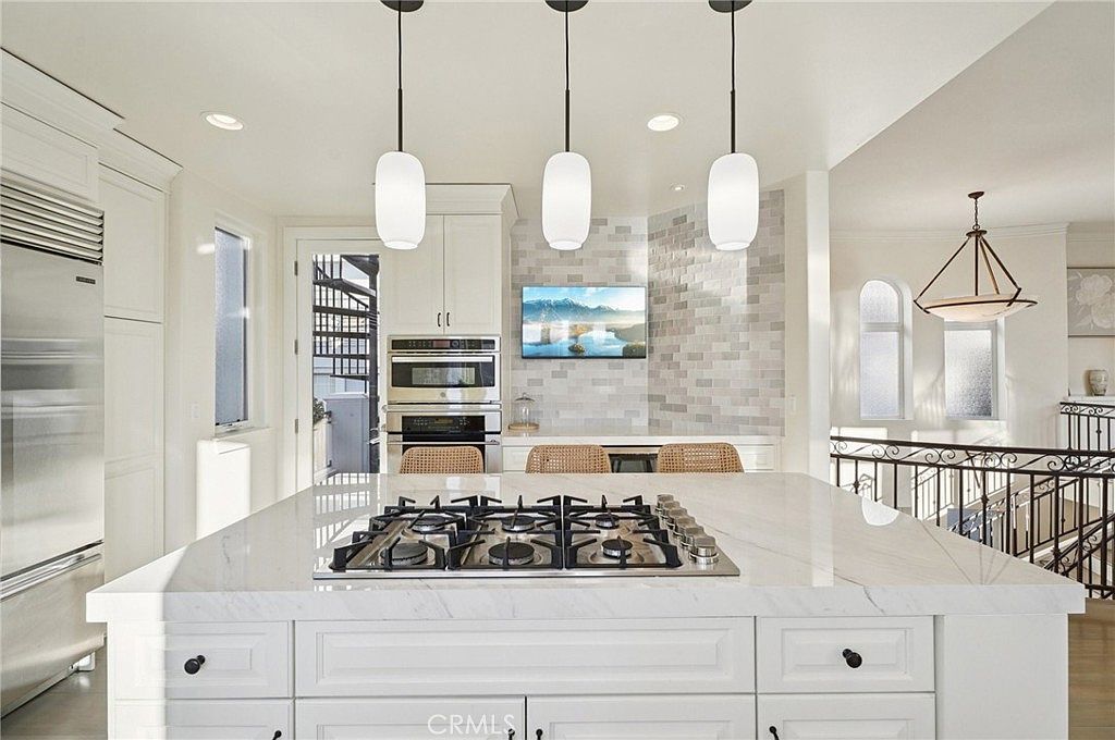 654 5th St Hermosa Beach, CA 90254 | New build