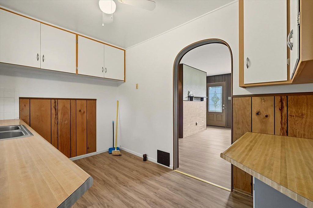 78 S Home Rd Mansfield, OH 44906  | Single Family